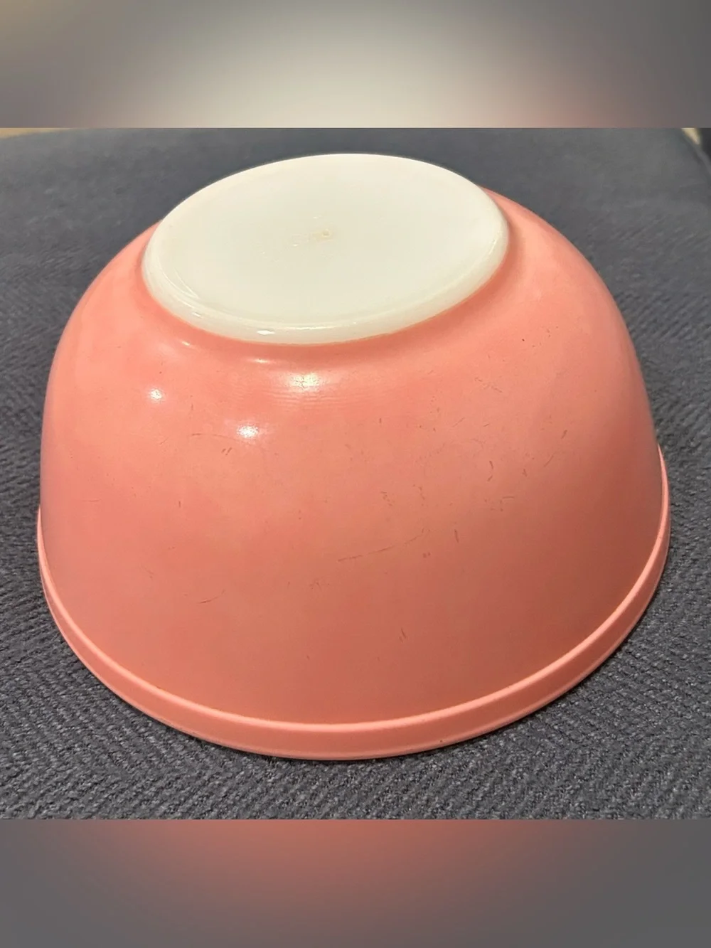 Vintage PYREX 403 Pink Flamingo 2 1/2 Quart Mixing Bowl